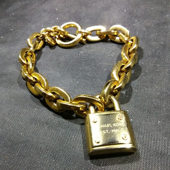 michael kors gold lock bracelet